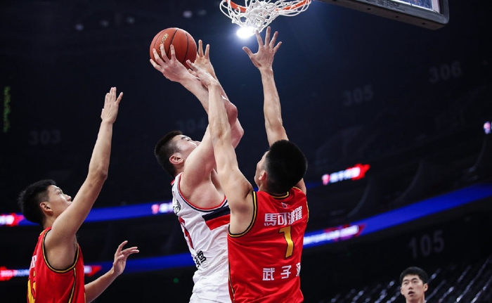 转折点塞维利亚官宣签约;CBA季后赛关键时刻攻防权衡;震撼外界;阵容厚度经受考验的简单介绍 转折点塞维利亚官宣签约;CBA季后赛关键时刻攻防权衡;震撼外界;阵容厚度经受考验的简单介绍