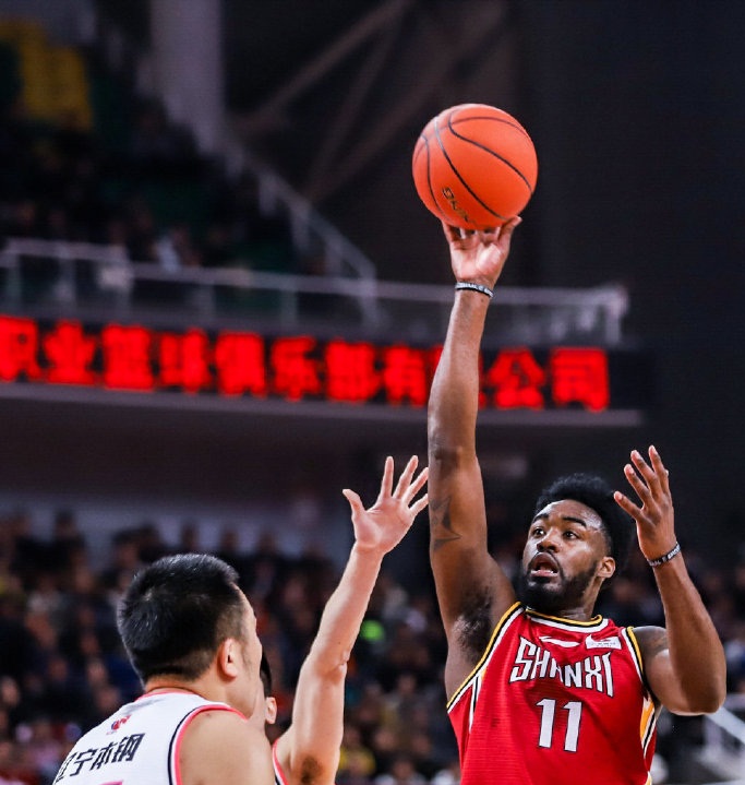 转折点塞维利亚官宣签约;CBA季后赛关键时刻攻防权衡;震撼外界;阵容厚度经受考验的简单介绍 转折点塞维利亚官宣签约;CBA季后赛关键时刻攻防权衡;震撼外界;阵容厚度经受考验的简单介绍