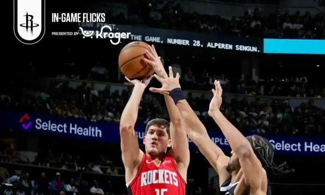 关于冲刺阶段突围战来临，洛杉矶快船围绕CBA常规赛篮板制胜，悬念犹存，团队化学反应显著的信息